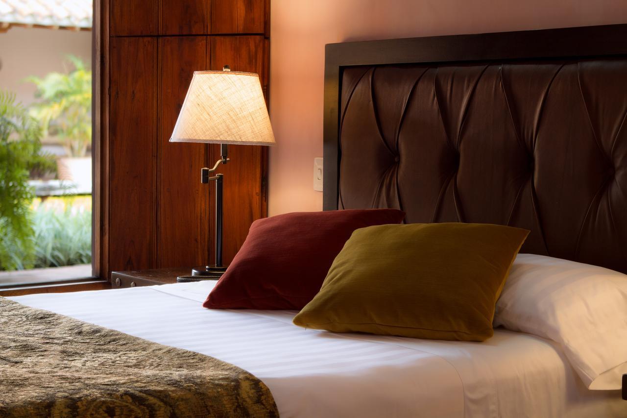 Hotel Dona Manuela 蒙波斯 外观 照片