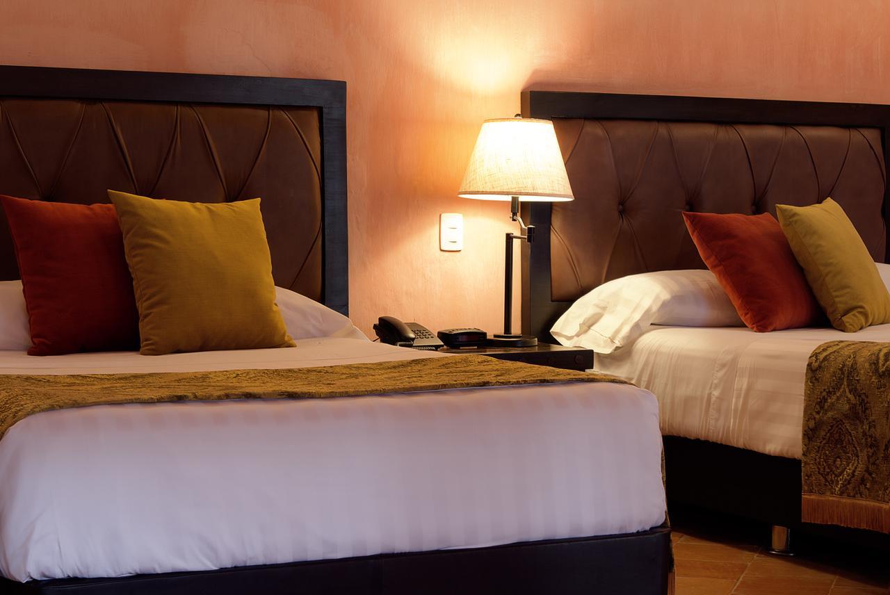 Hotel Dona Manuela 蒙波斯 外观 照片